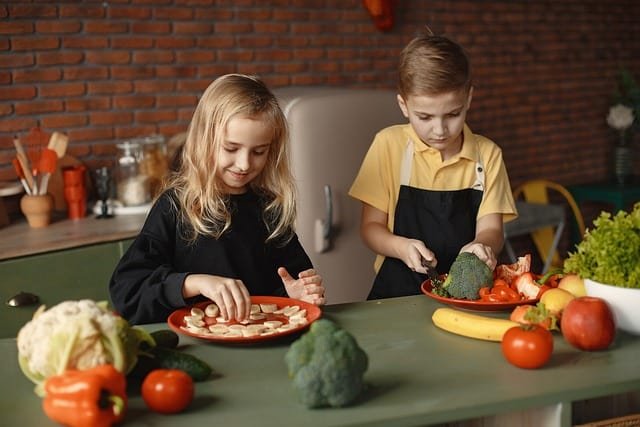 Engage children creatively in the kitchen