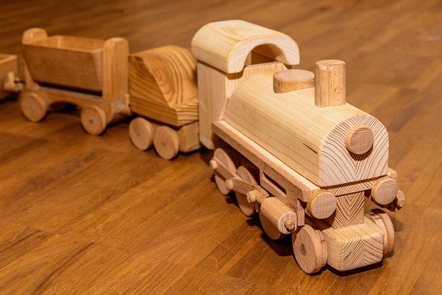 benefits of wooden toys for kids